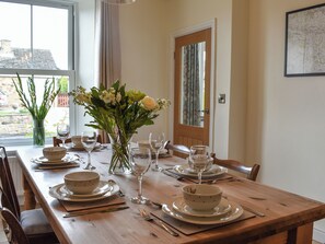 Dining - 3 bedroom accommodation in Hackforth, Bedale (Hackforth, Bedale)