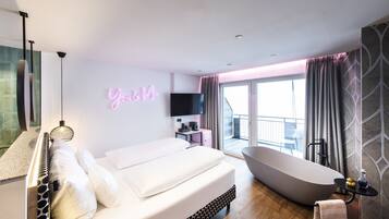 Romantic Studio Suite