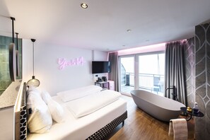 Sistema de insonorización, wifi gratis y ropa de cama 