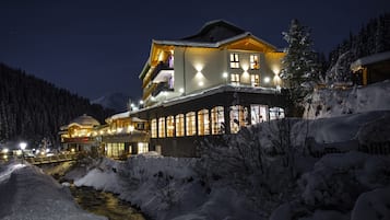 Front of property – evening/night