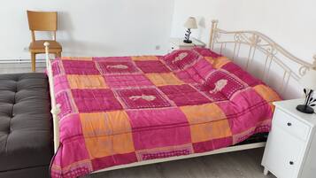 2 bedrooms, iron/ironing board, travel crib, free WiFi