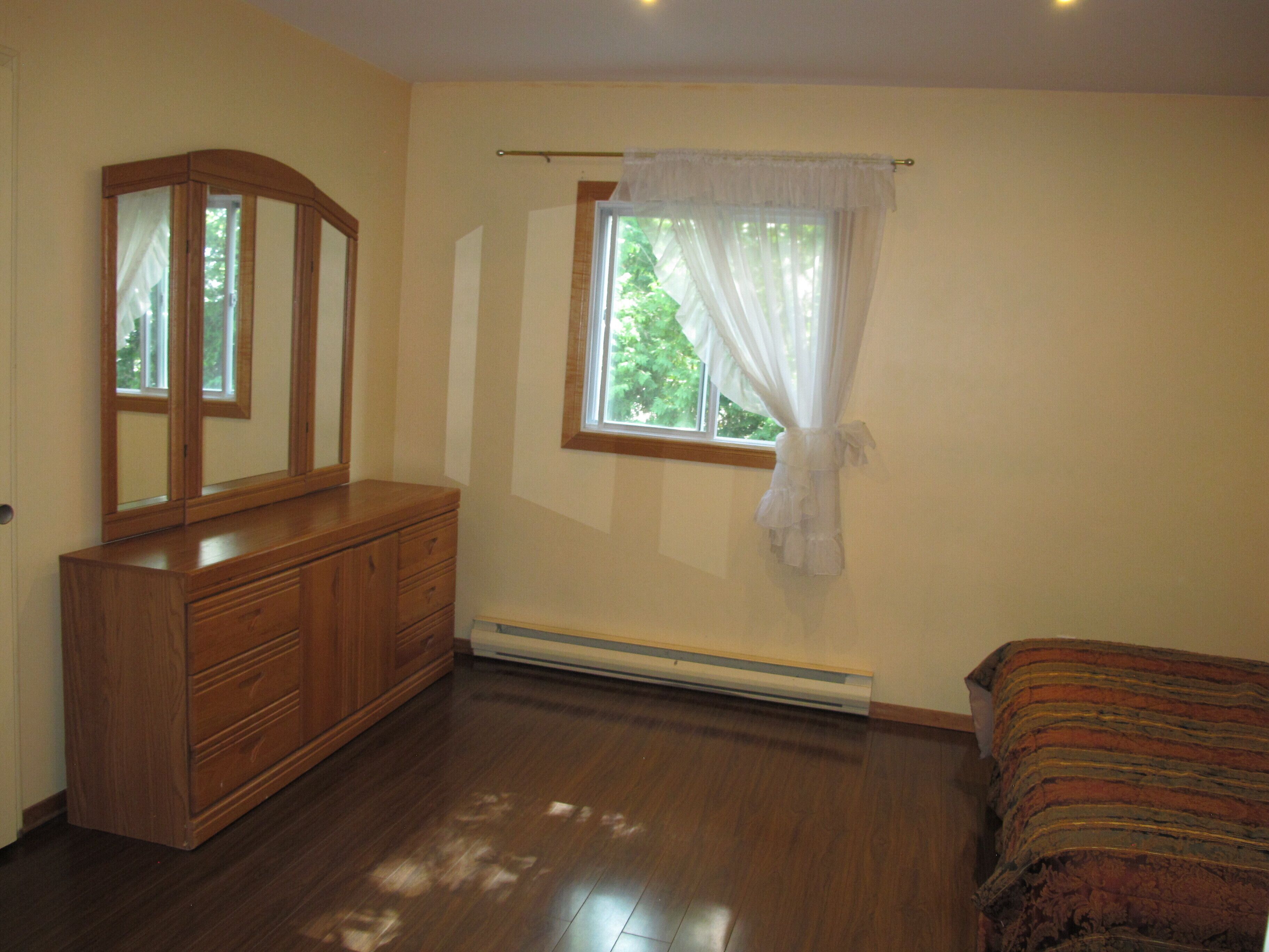 Cozy Waterfront on Puslinch Lake