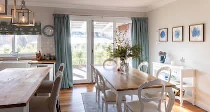 FOREST CORNER - 3 BEDROOM WEATHERBOARD, TRENTHAM