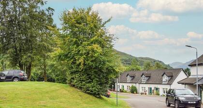 Beechwood is a fantastic retreat set in the beautiful village of Arrochar.