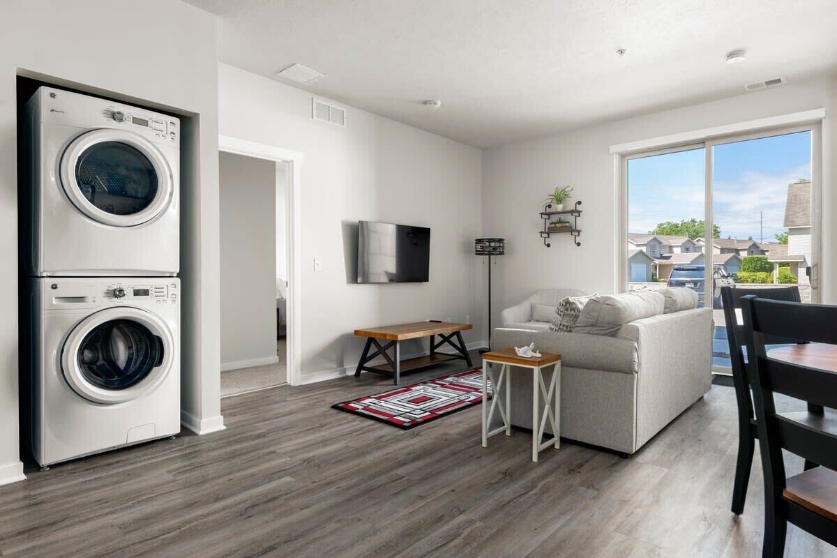 Flat-screen TV, streaming services, offices