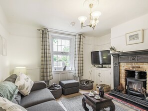 TV, fireplace - 4 bedroom accommodation in Bacton, Norwich (Bacton, Norwich)