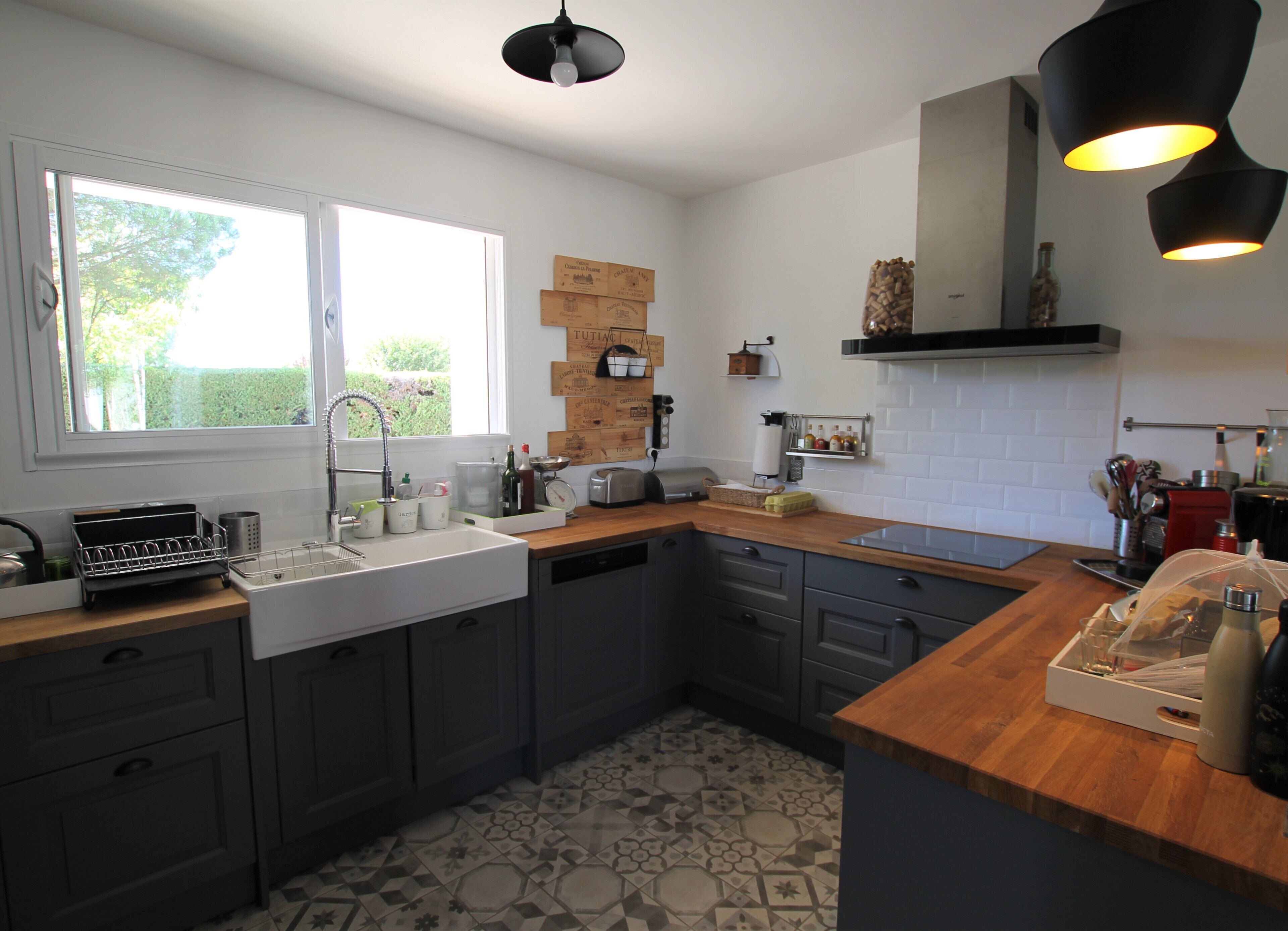 Villa Les Hautes Mers, moderne et spacieuse, pour 8, avec piscine chauffée