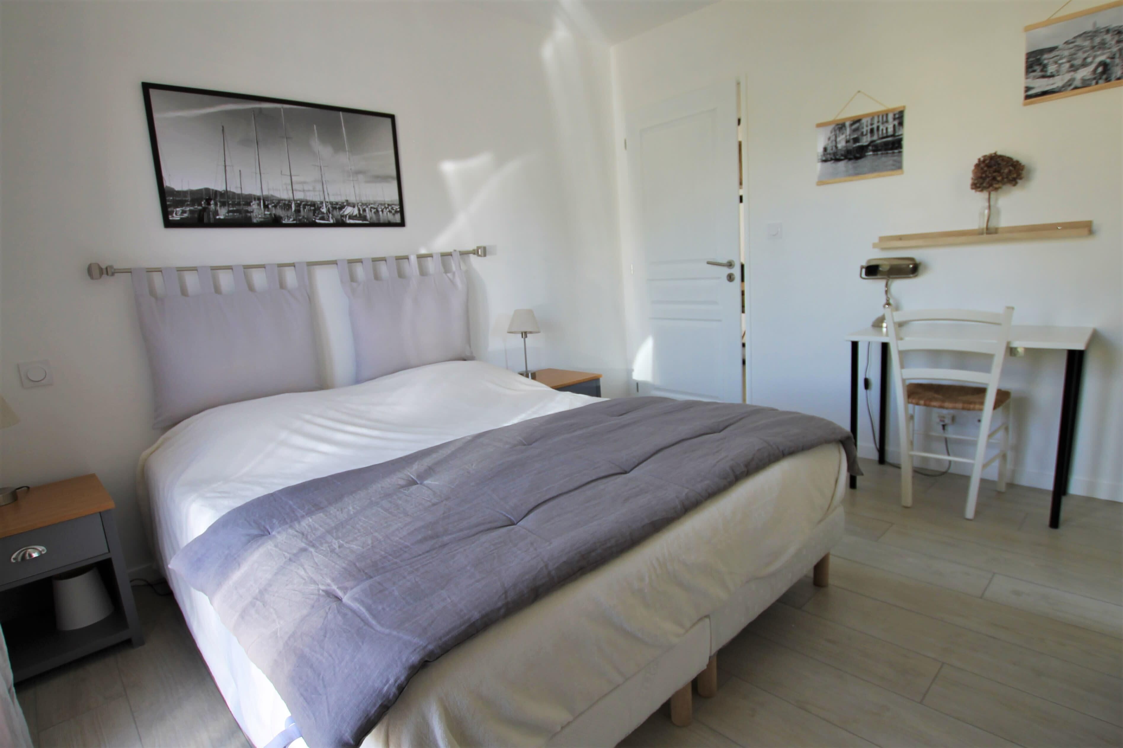 Villa Les Hautes Mers, moderne et spacieuse, pour 8, avec piscine chauffée