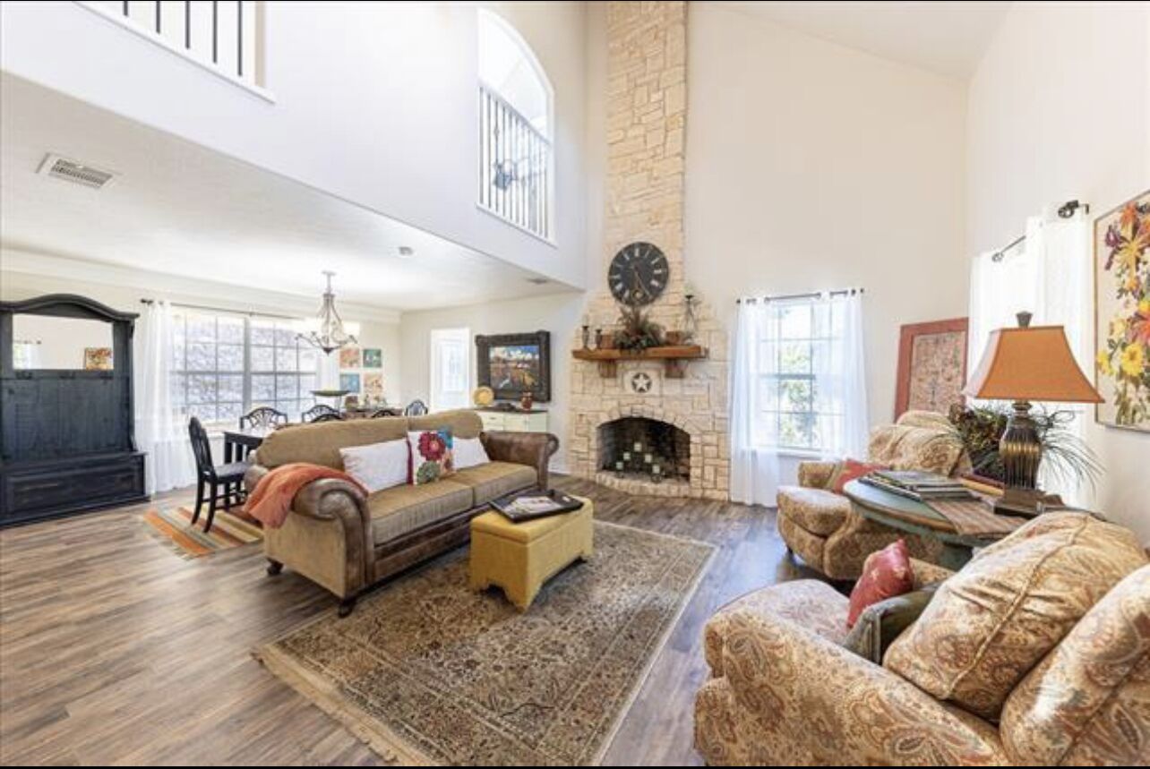 Hill Country Ranch Retreat on Chalk Mountain