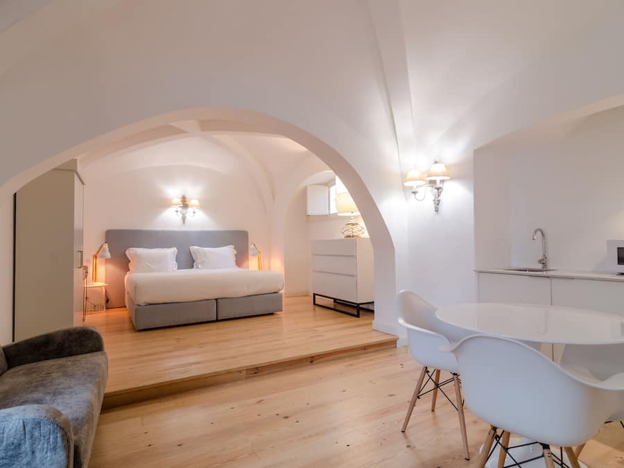 In-room safe, individually decorated, individually furnished, desk