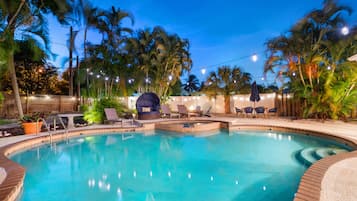 Outdoor pool, a heated pool