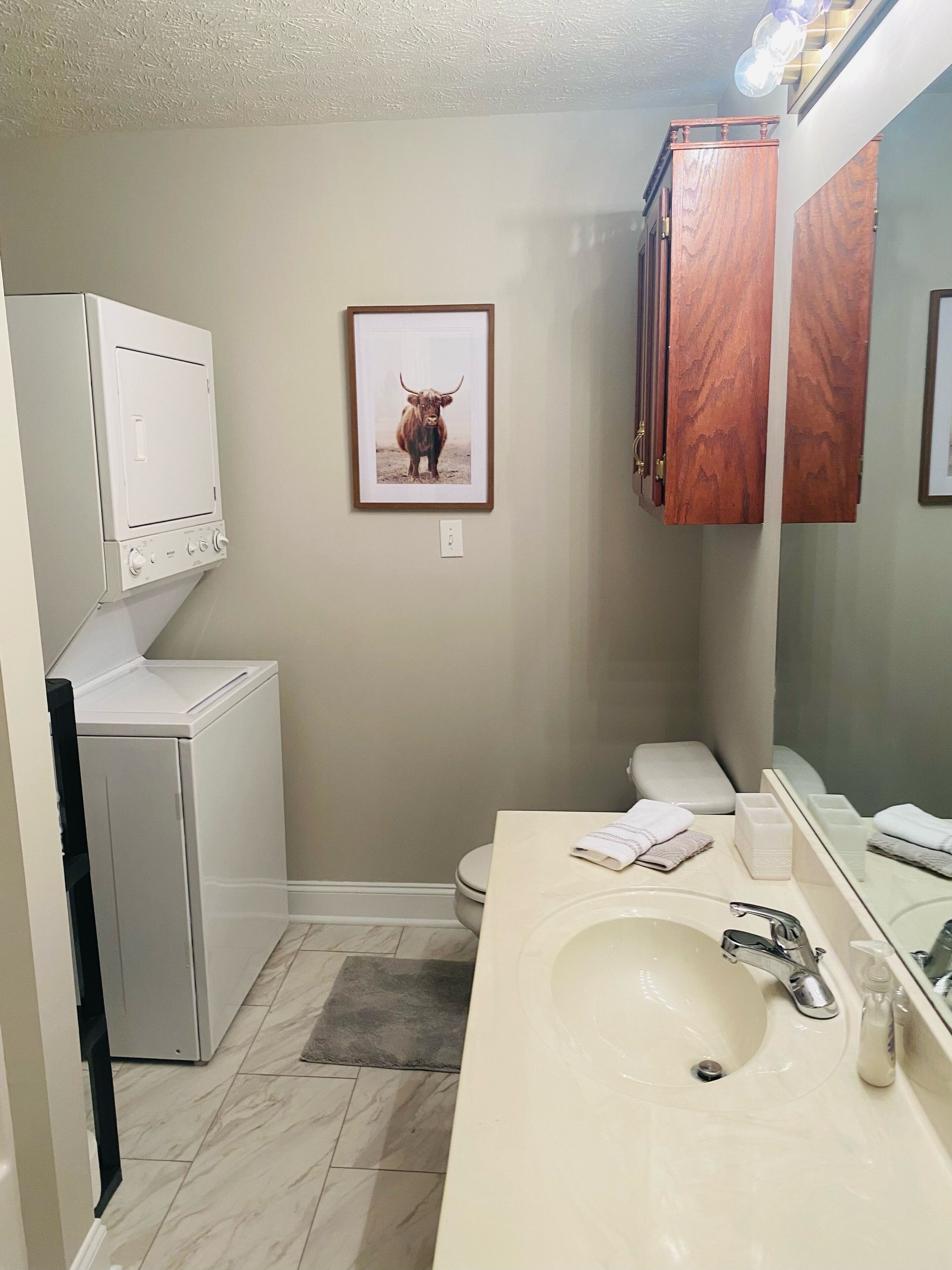 Condo with 1 minute walk to Walking Horse Celebration grounds