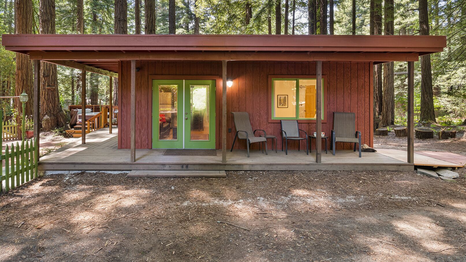 Joy Cottage ~ Monthly Stays Available at this Peaceful Retreat in Occidental