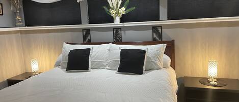 1 habitación, tabla de planchar con plancha, wifi y ropa de cama