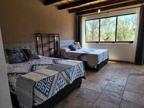 2 chambres, Wi-Fi gratuit, draps fournis