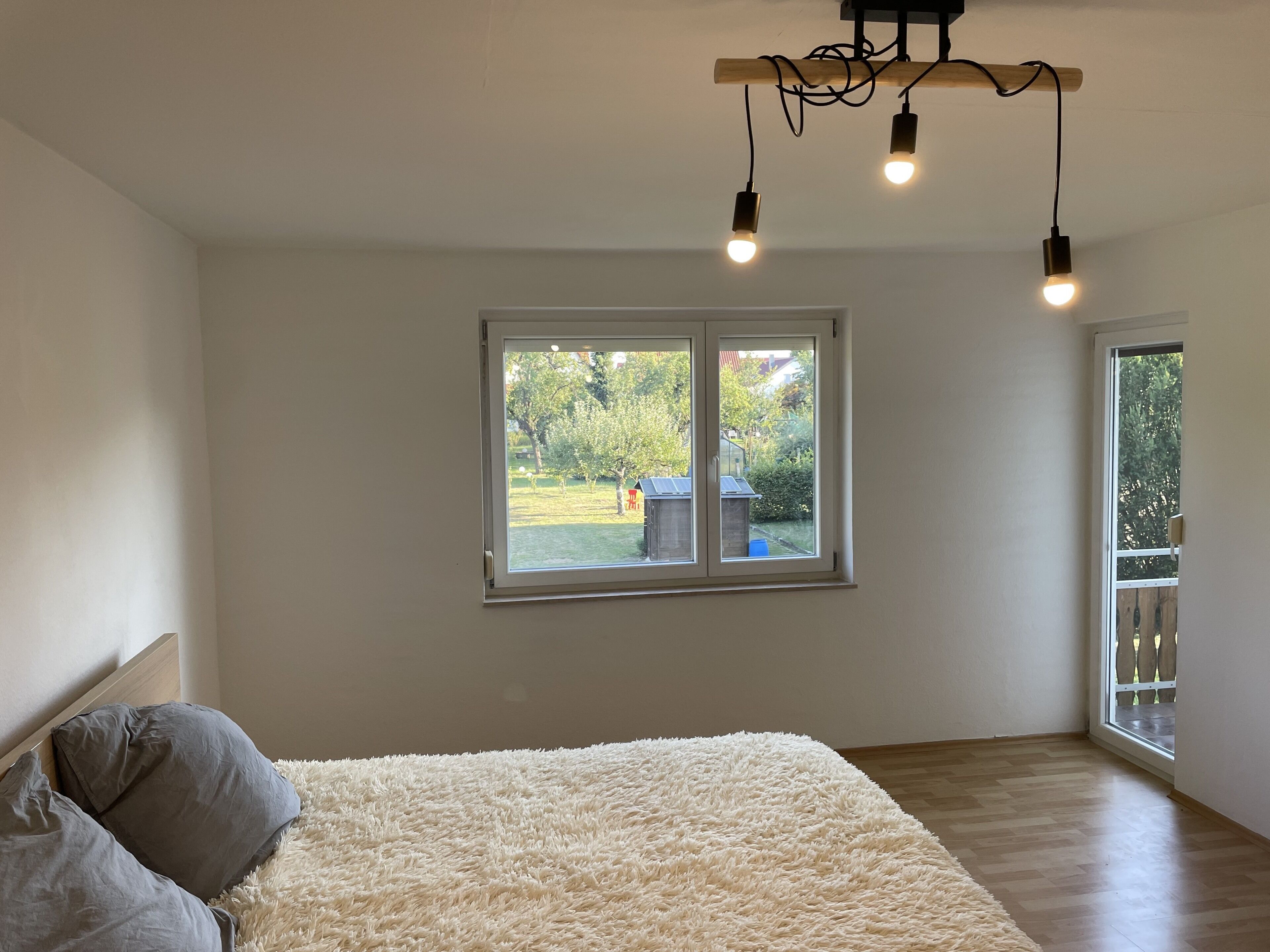 Sunny 3 room apartment with balcony in the countryside