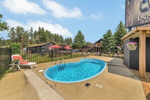 Beheizter Pool