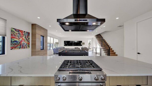 Interior - Stunning Home with Pool/Outdoor Kitchen, Game Room, BBQ (charlotte)