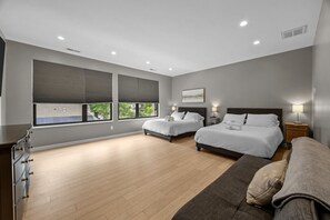 3 室のベッドルーム、デスク、アイロン / アイロン台、WiFi (無料)