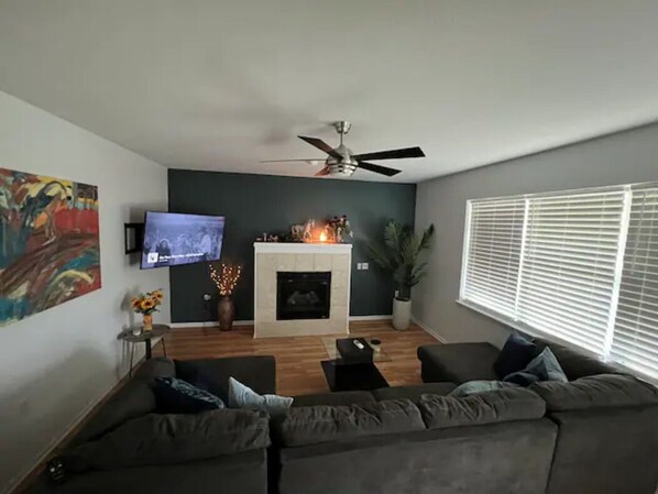 Smart-TV, peis og printere