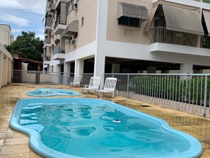Piscine extérieure