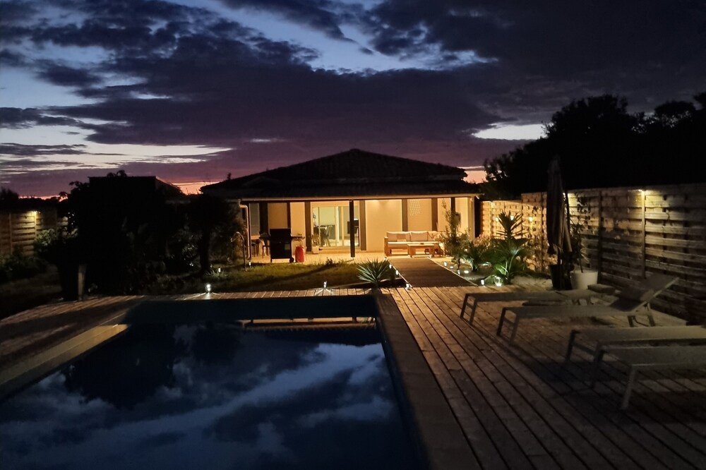 Villa romantique avec piscine à 10mn de pomerol , libourne et 15mn de St emilion