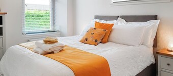 2 bedroom accommodation in Falkland