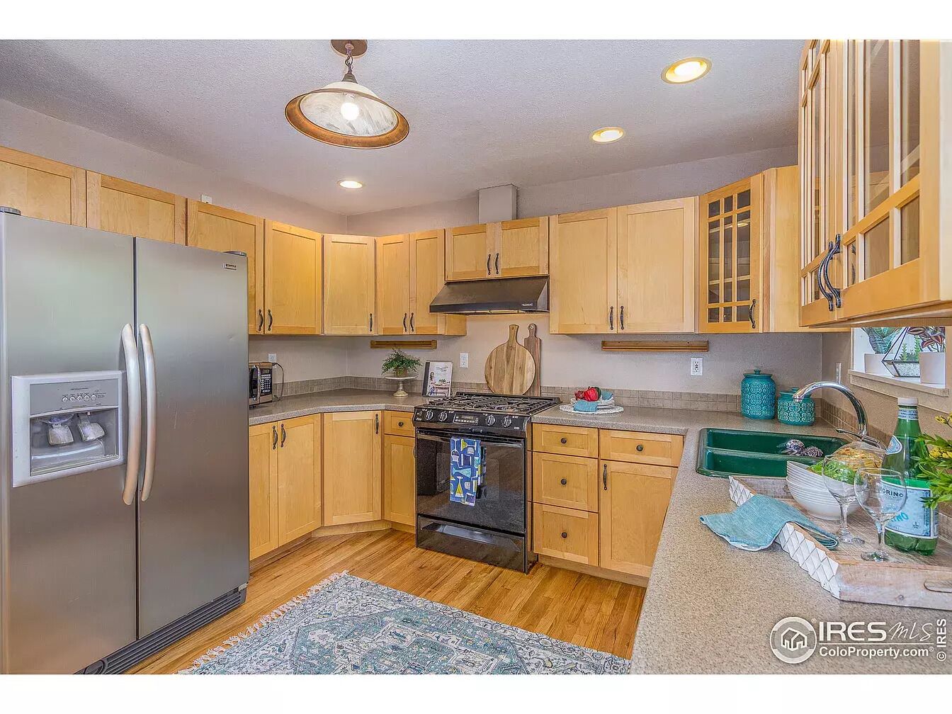 Private Creekside Home 10 minutes from Boulder