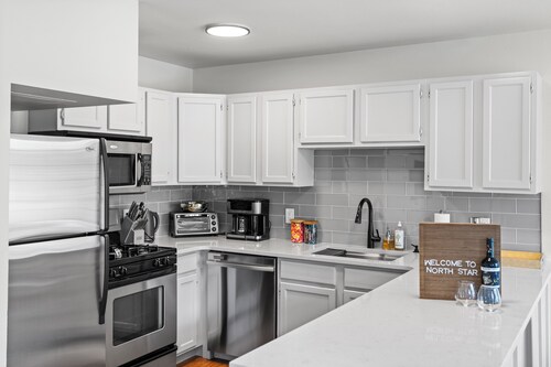 Mountain Vista: Beautiful Basecamp @ Meadows Lift