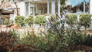 Exterior detail - Beautiful 5 Bedroom Home with Pool & Tennis Court (Orange)