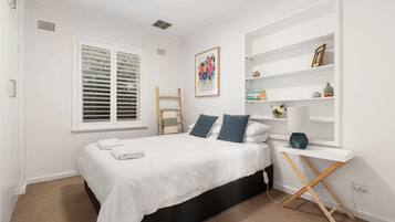 3 chambres, fer et planche Ă  repasser, Wi-Fi, draps fournis