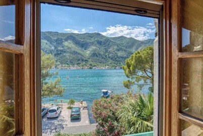 Stone Home Kotor - 4 bedroom beachfront house!