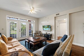 Smart TV, DVD player