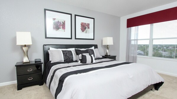 6 bedrooms, desk, iron/ironing board, free WiFi