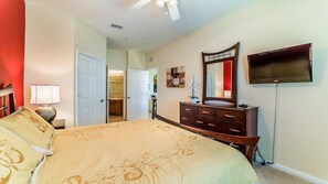 3 bedrooms, desk, iron/ironing board, free WiFi