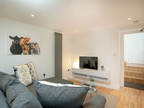 Living area - 1 bedroom accommodation in Pennymoor, near Tiverton (Pennymoor, near Tiverton)