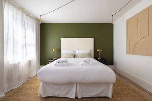 1 bedroom, iron/ironing board, travel cot, free WiFi
