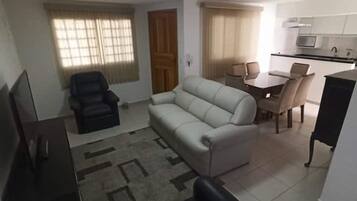 Smart TV, mesa de pingue-pongue