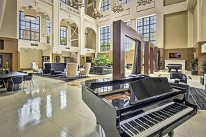 المنشأة من الداخل