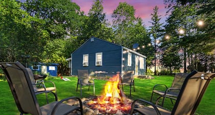 Sherwood Lighthouse Cabin - Near Boat Launch & State Park