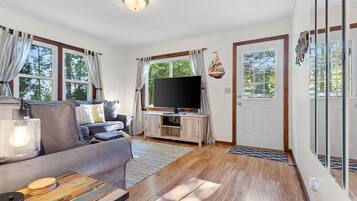 Smart TV, video games, Netflix, Hulu