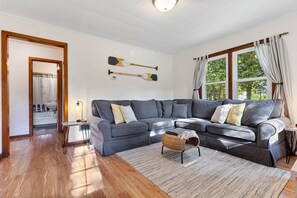 Smart TV, video games, Netflix, Hulu