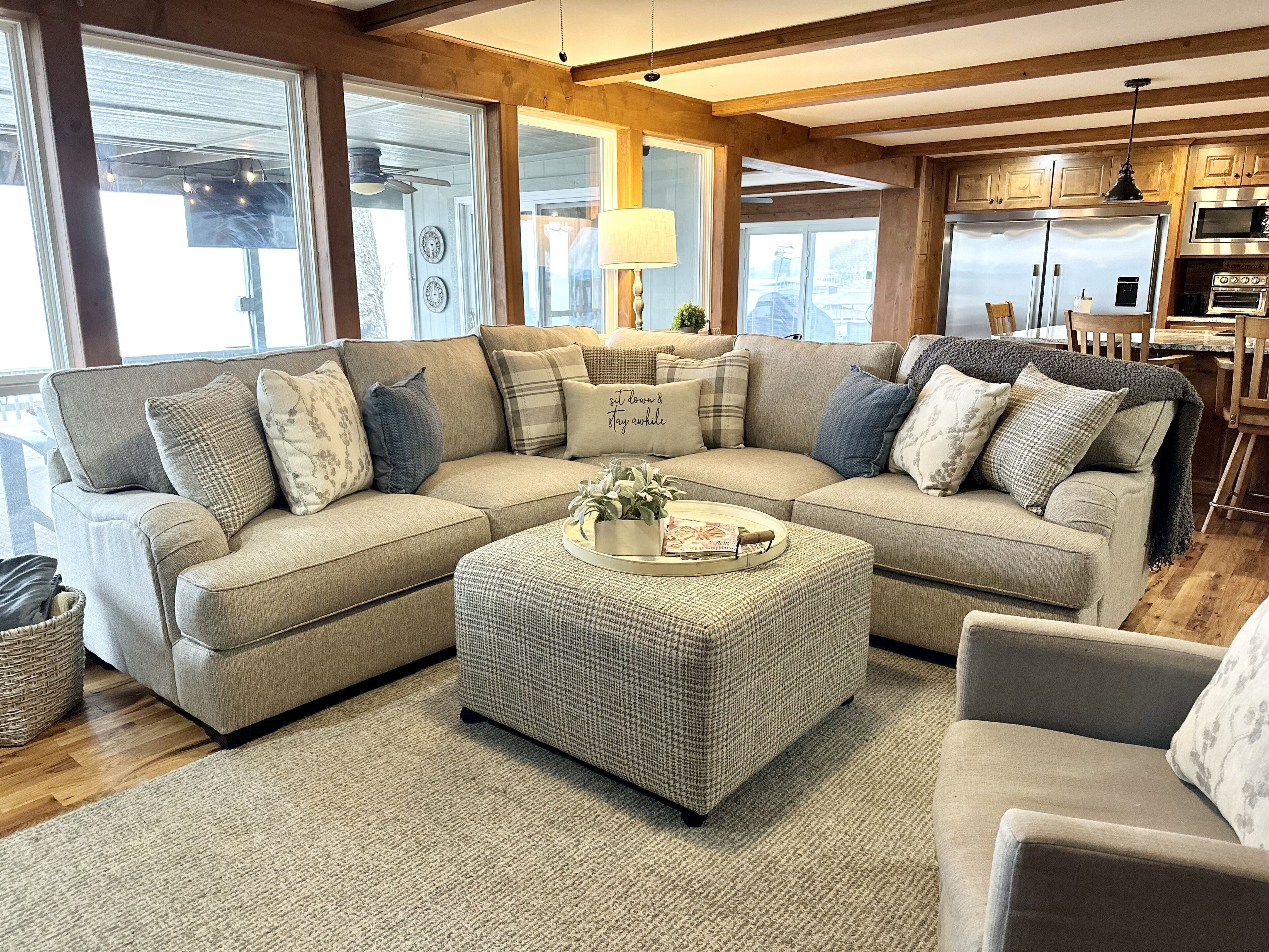 South Grand Lakefront w/ Hot Tub, Dock & Game Room