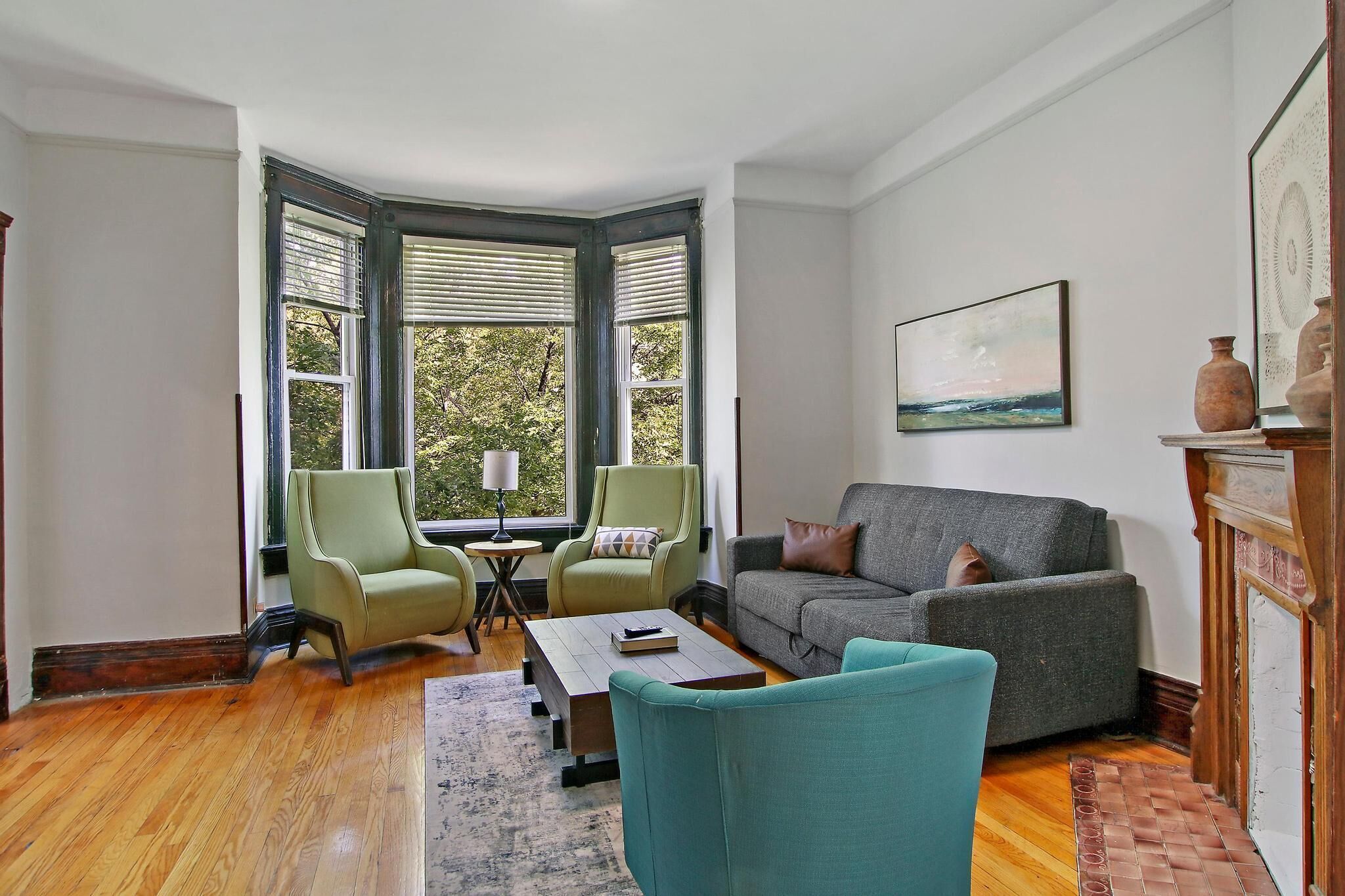 Homey|Vintage|2BR Uptown