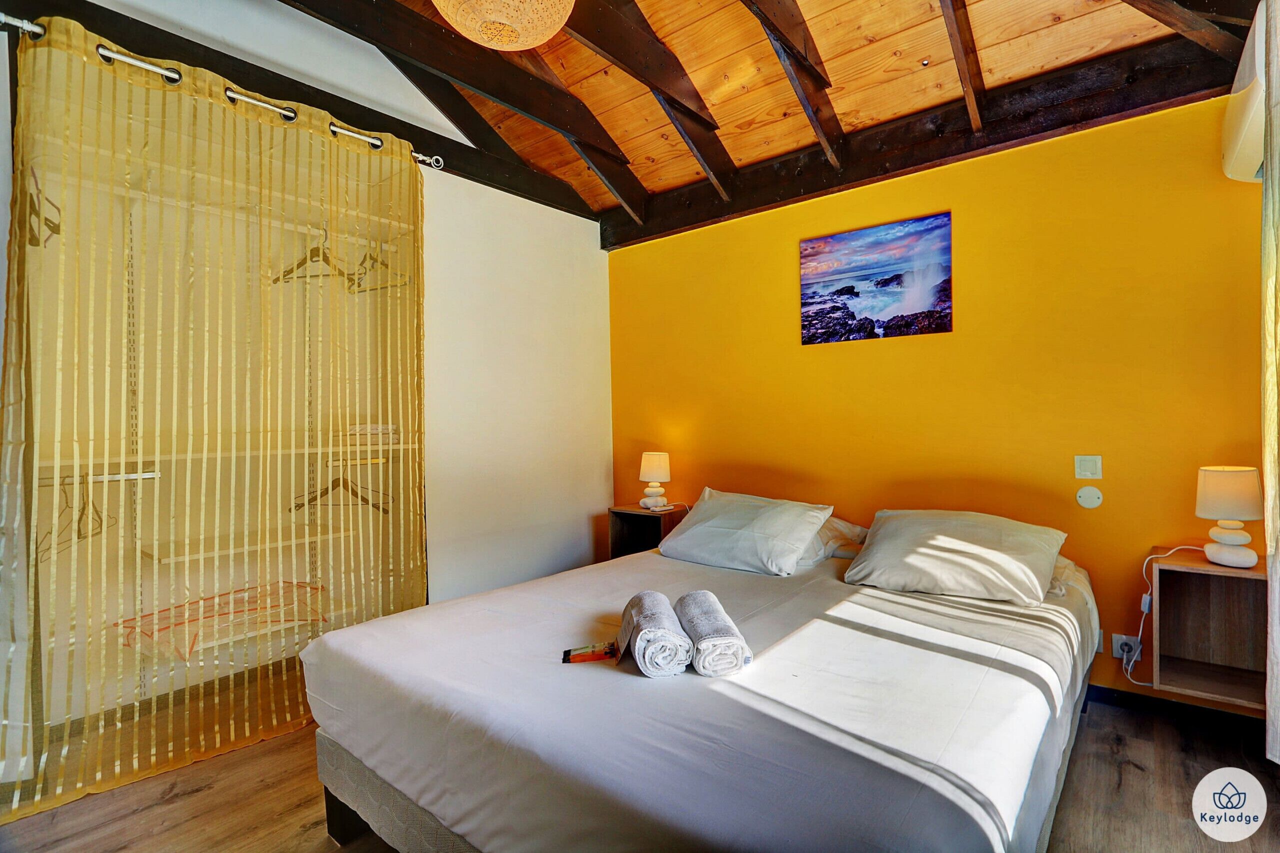 2 chambres, fer et planche à repasser, Wi-Fi gratuit, draps fournis