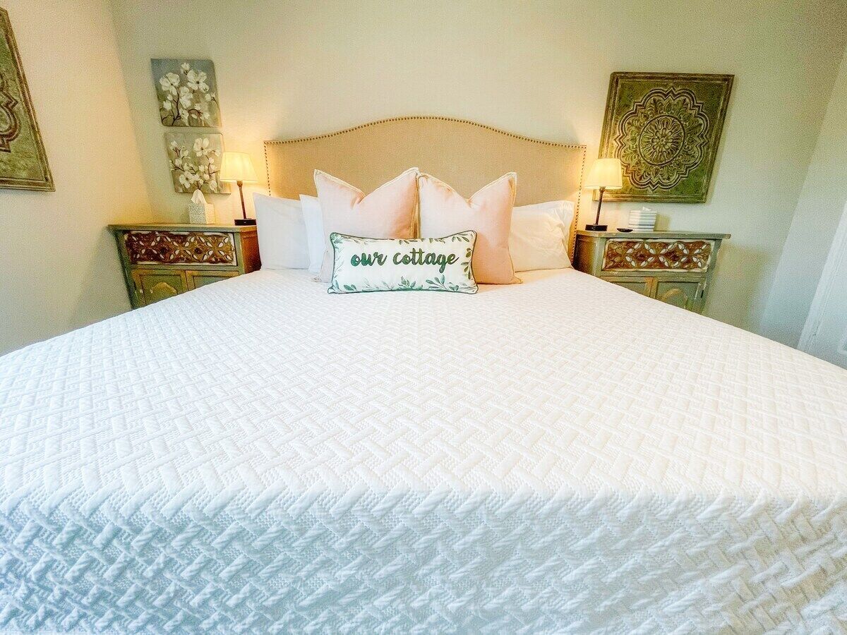 2 bedrooms, iron/ironing board, travel crib, WiFi