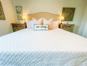 2 chambres, fer et planche à repasser, lit parapluie, Wi-Fi