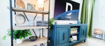 Stylish Family Home  Near Lackland  POOL!