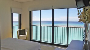 In-room safe, desk, iron/ironing board, WiFi
