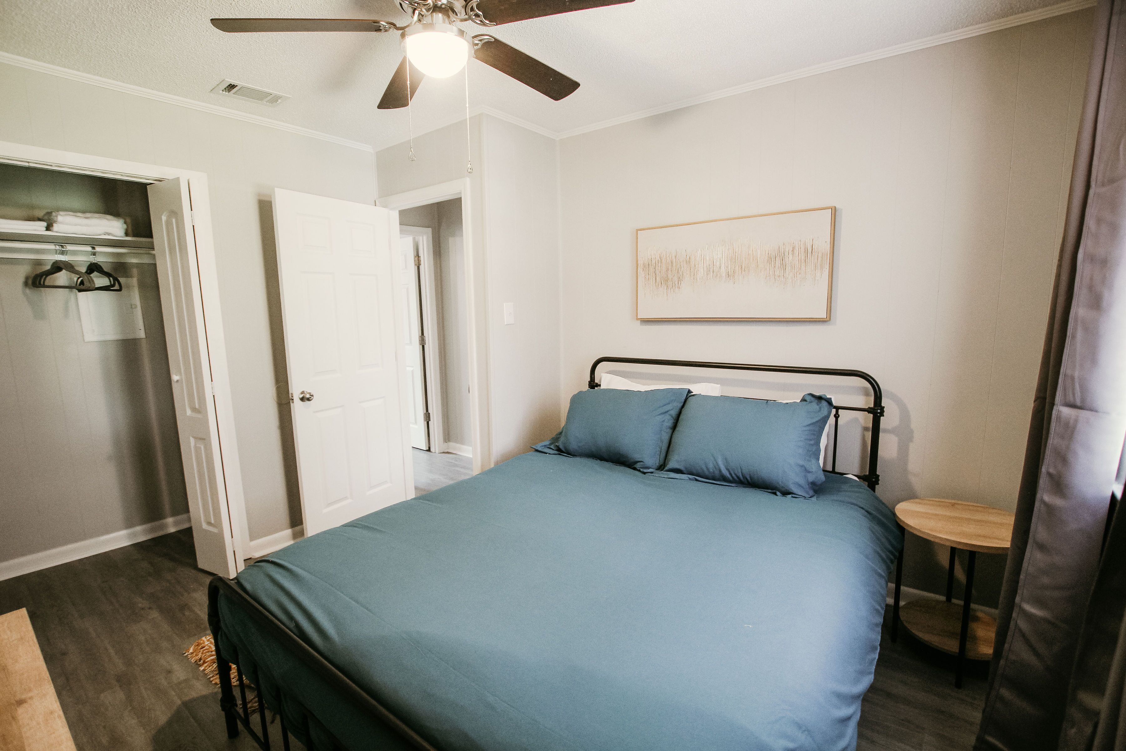 Delightful 2 Bedroom Minutes from the Parade Route